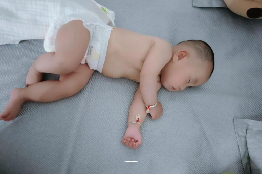 延安9个月宝宝可以吃盐吗